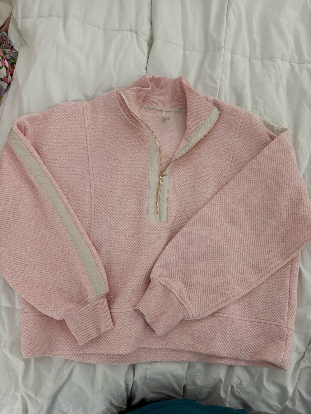 CALIA by Carrie Underwood Light Pink Quarter-Zip Pullover with Cream Trim